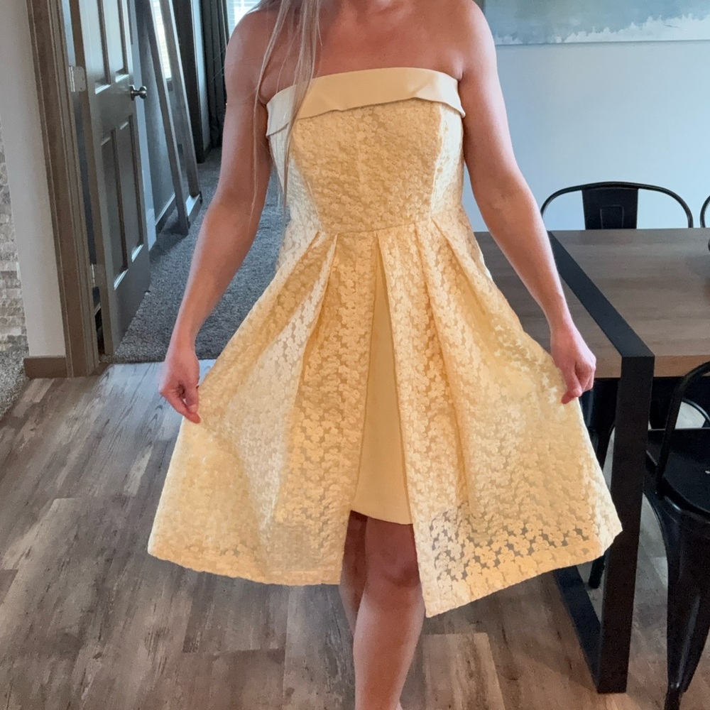 New York & Company Creamy Yellow Dress